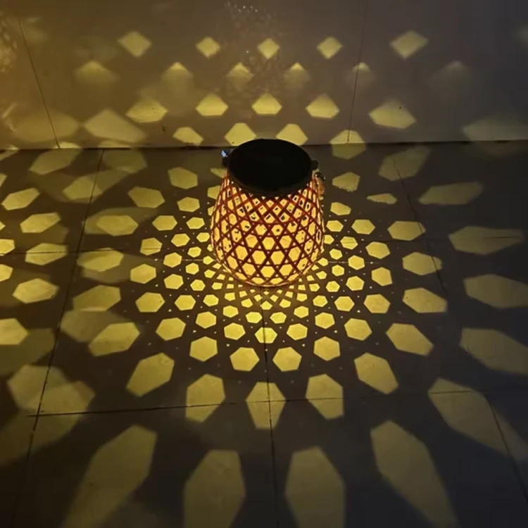 solarna-lampa-ogrodowa-zorya-efekt-swiatla