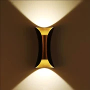 nowoczesna-lampa-elewacyjna-led-seraphelle-front-rozswietlenie