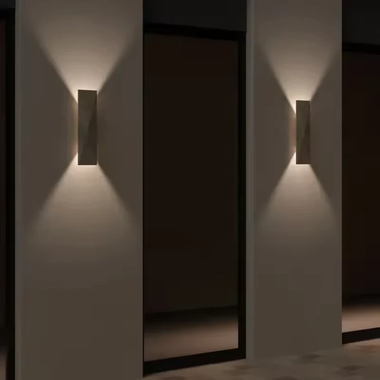 designerska-lampa-elewacyjna-eldrathis-dwie-noca