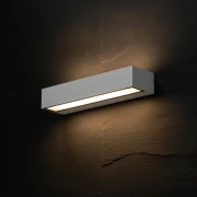 verano-lampa-elewacyjna-biala-sciana-kamienna