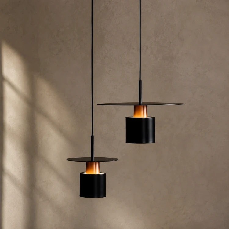 lampa-wiszaca-soleria-czarna-zblizenie