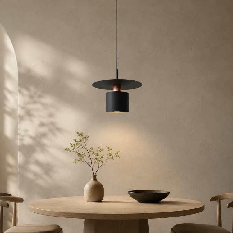 lampa-wiszaca-soleria-czarna-aranzacja-jadalnia