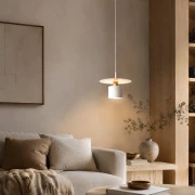 lampa-wiszaca-soleria-biala-aranzacja-salon
