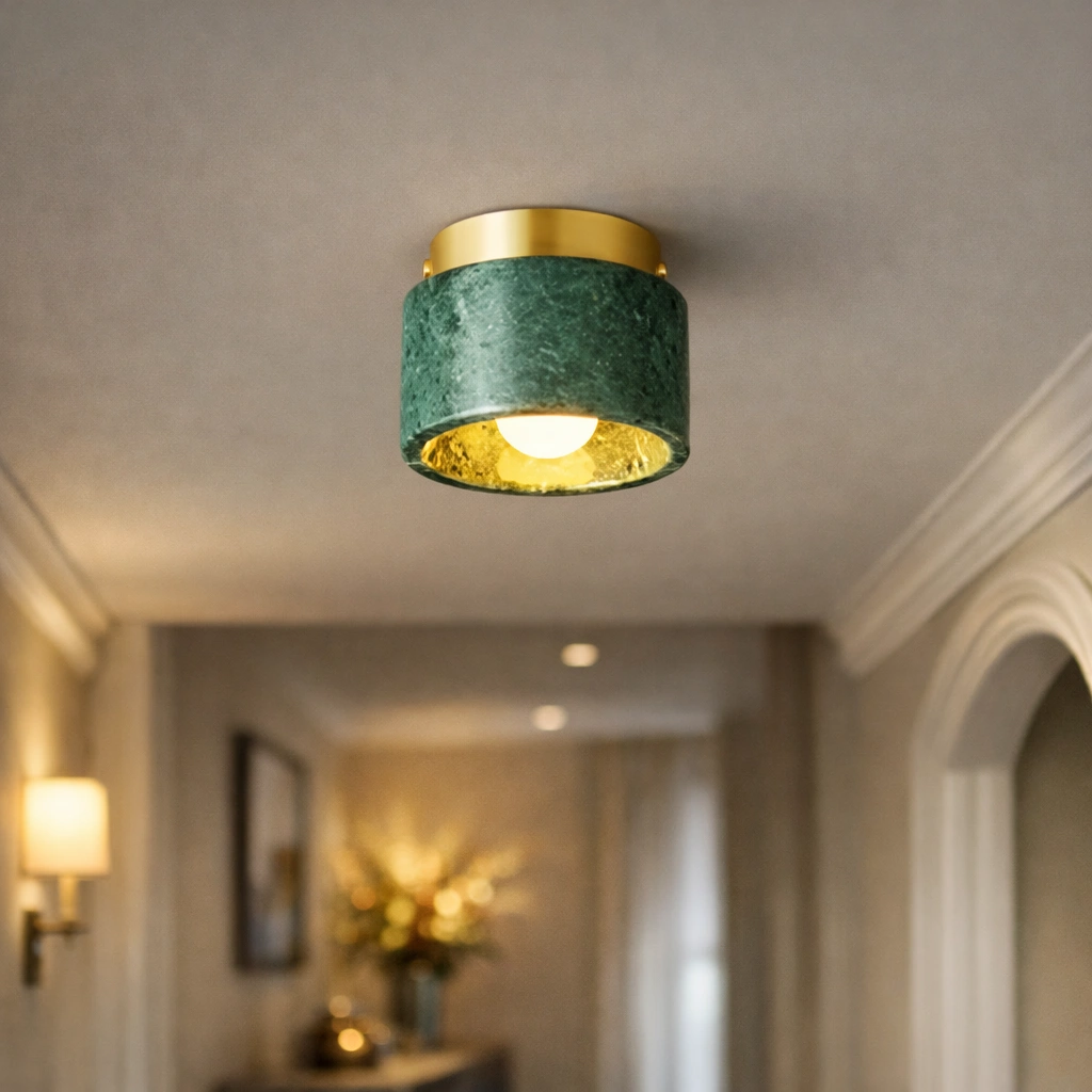 ARCEMORA – Marmurowa Lampa Sufitowa LED w Złotym Wykończeniu